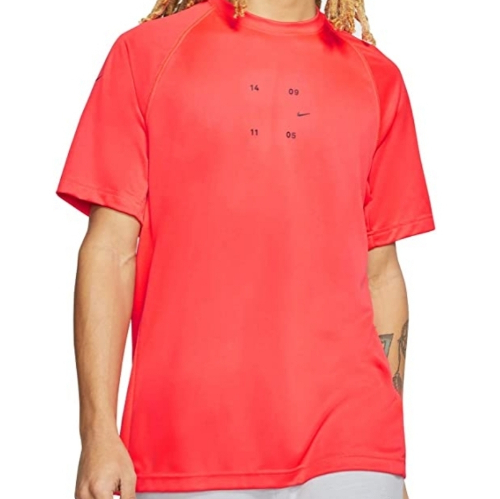 Nike Neon Tech Pack Running T-Shirt